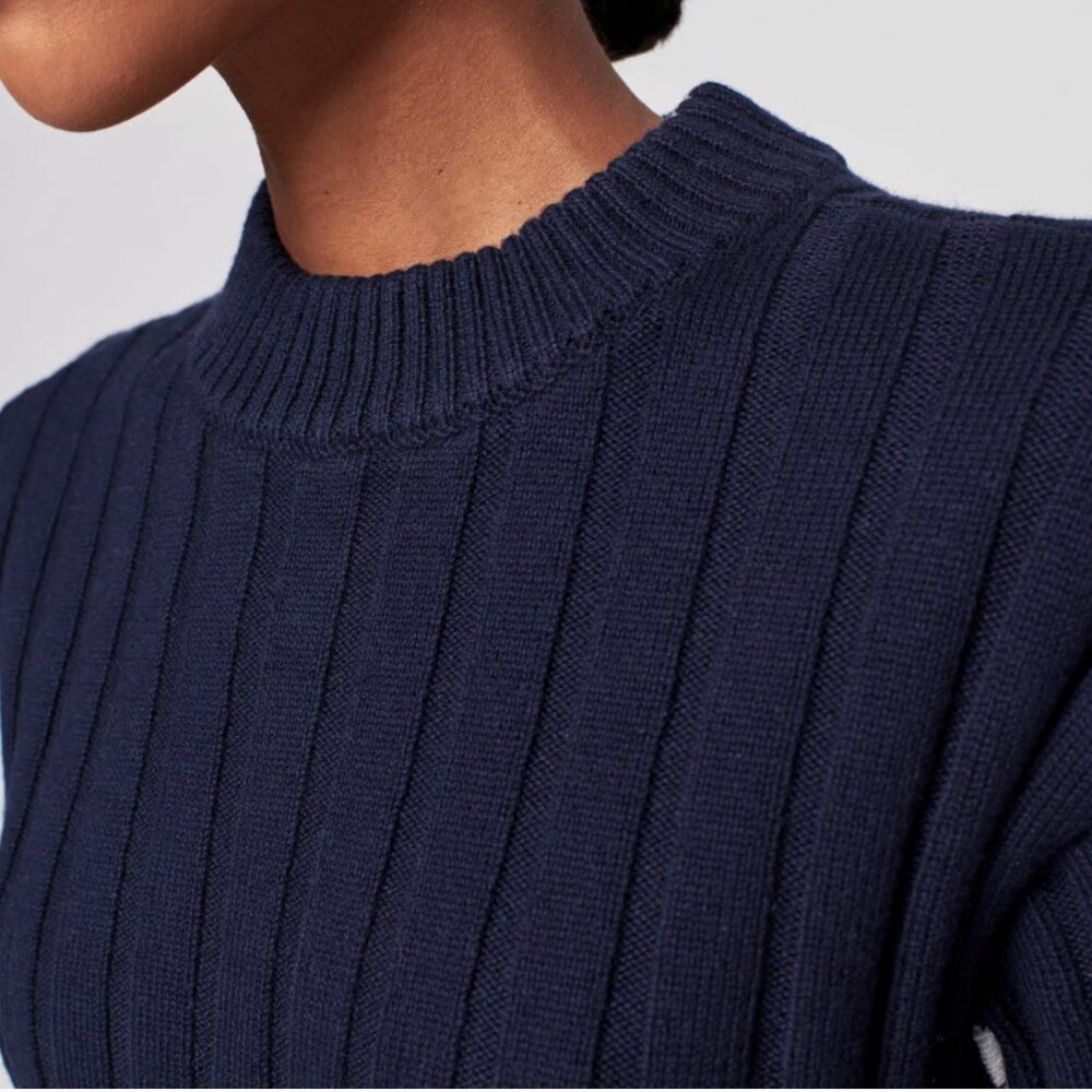 Faherty Sweater - Picture 3 of 12